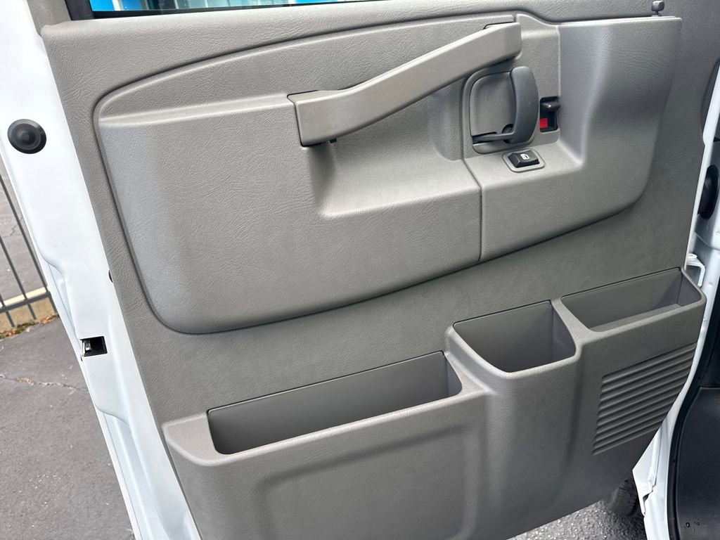 New 2025 Chevrolet Express 3500 w/ Driver Convenience Package RWD image 11