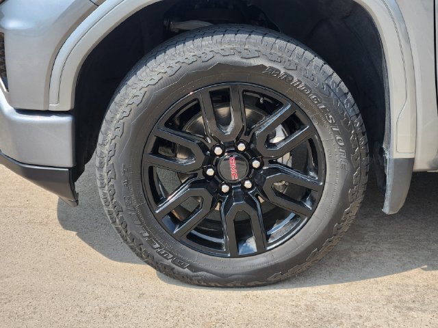Used 2023 GMC Sierra 1500 Elevation w/ LPO, Elevation Black Package AWD/4WD image 12