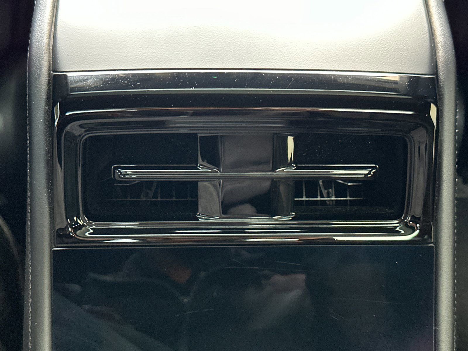 Used 2025 Porsche Panamera GTS image 14