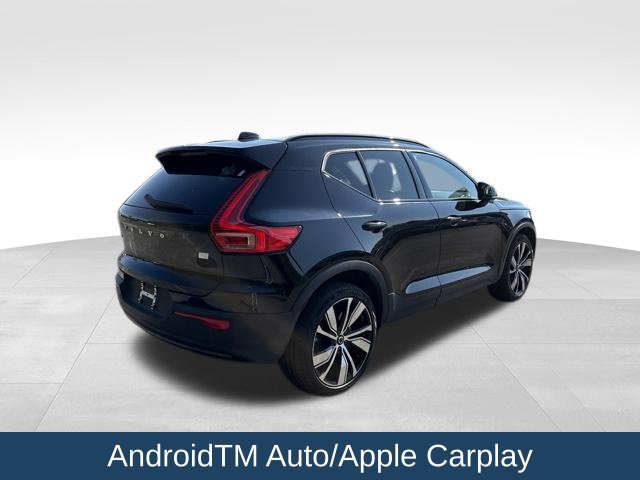 Used 2022 Volvo XC40 P8 Recharge Plus AWD/4WD image 9