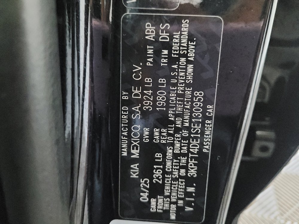 Used 2025 Kia K4 FWD image 33