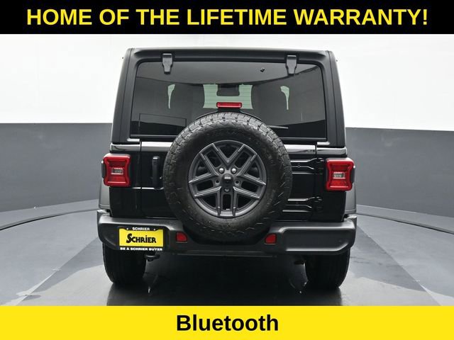 Used 2024 Jeep Wrangler Sport S image 5