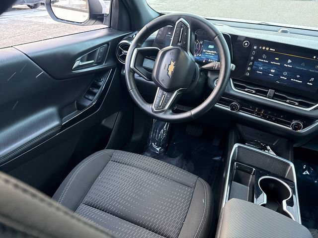 Used 2025 Chevrolet Equinox LT image 20