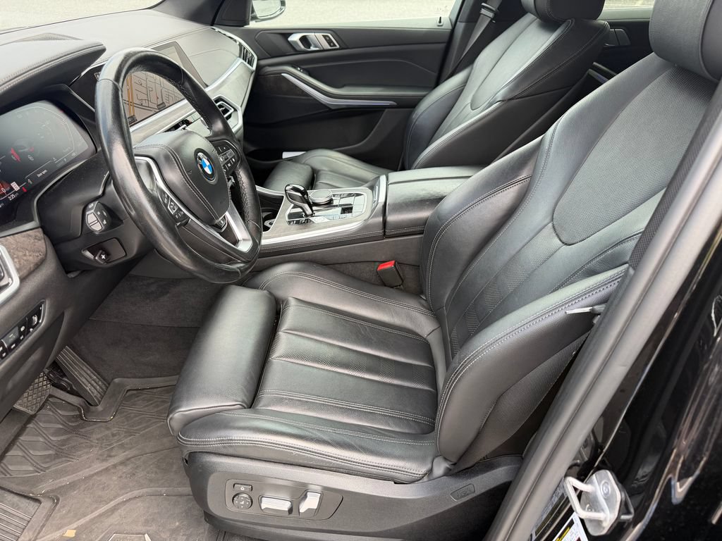 Used 2022 BMW X5 xDrive40i AWD/4WD image 3
