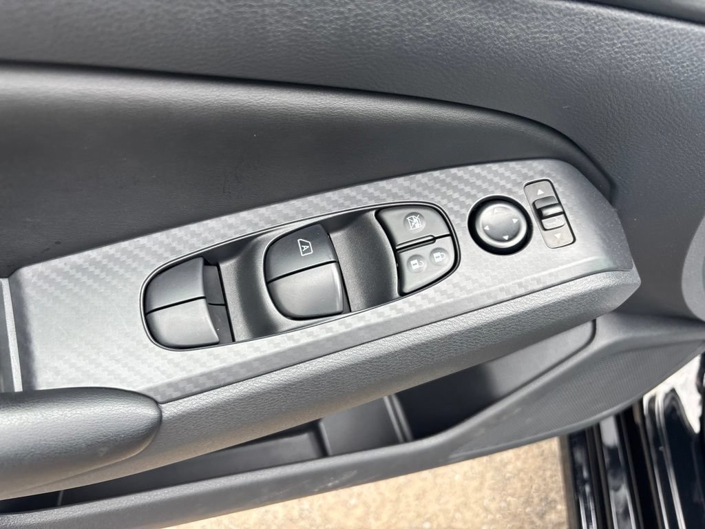 Certified 2025 Nissan Altima 2.5 S FWD image 17