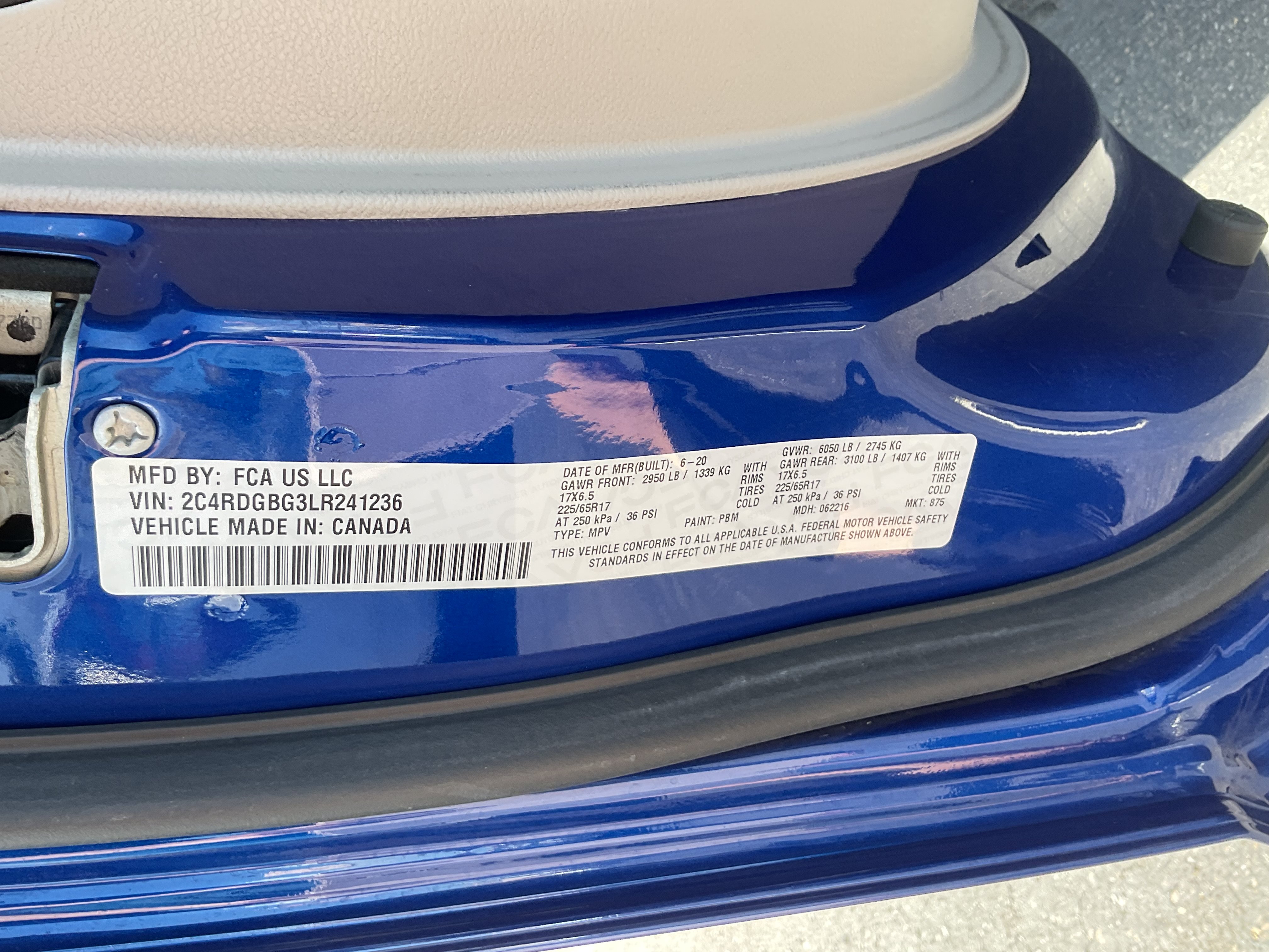 Used 2020 Dodge Grand Caravan SE w/ UConnect Hands-Free Group FWD image 16