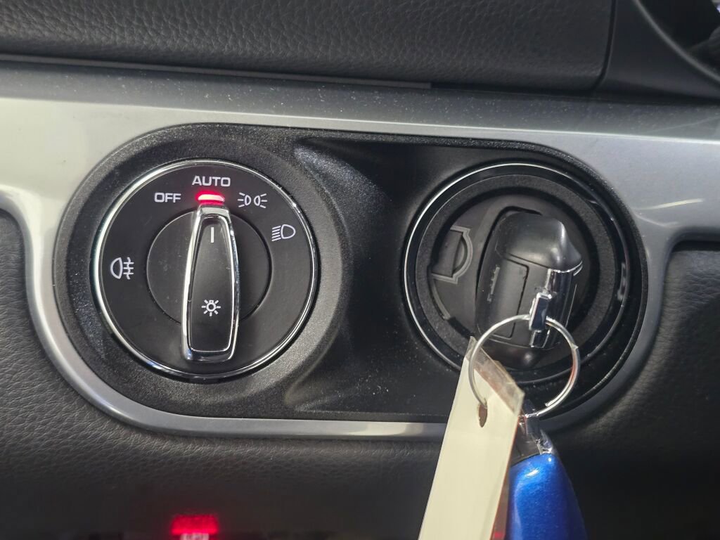 Certified 2018 Porsche 718 Cayman image 31