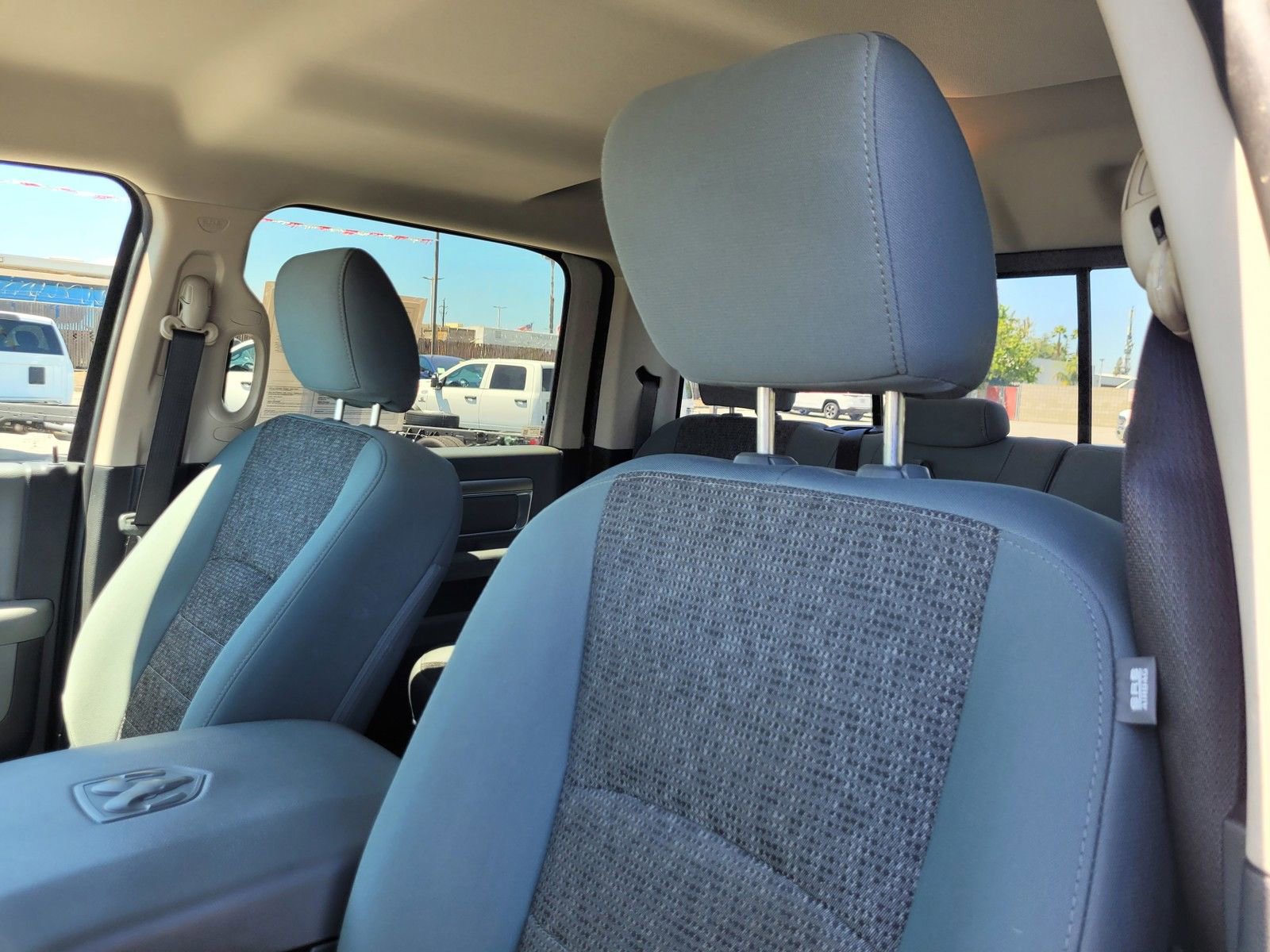 Used 2017 RAM 1500 Big Horn RWD image 15