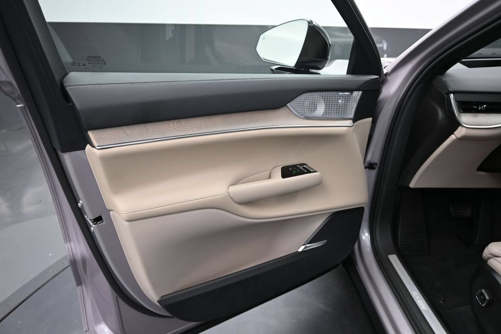 New 2026 Volvo EX90 Ultra AWD/4WD image 13