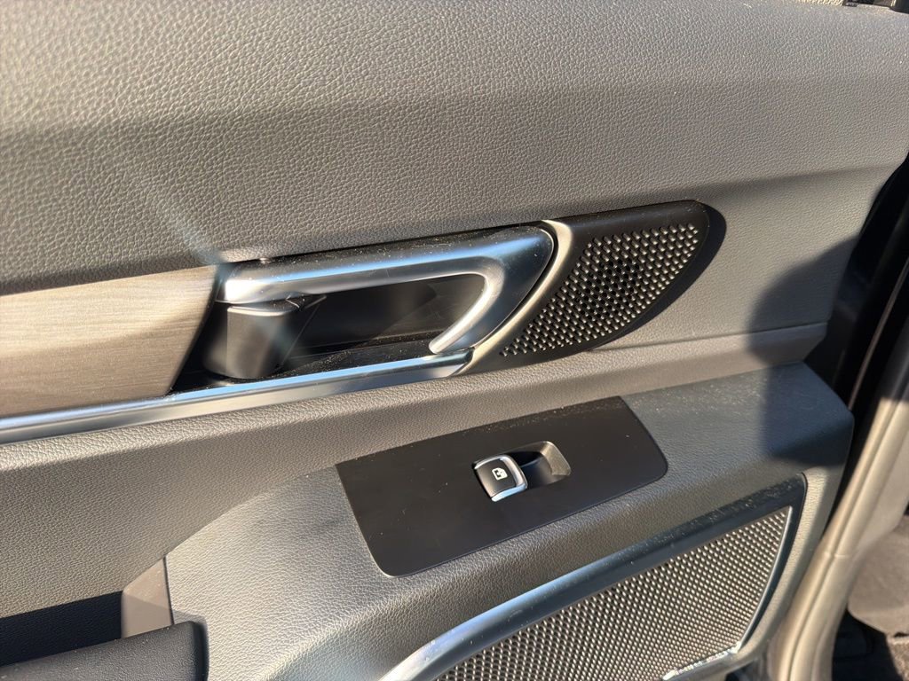 Used 2025 Kia Telluride SX X-Line AWD/4WD image 26