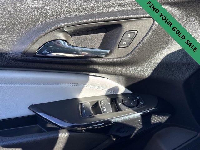 Certified 2025 Chevrolet Trax LT w/ LT Convenience Package image 18