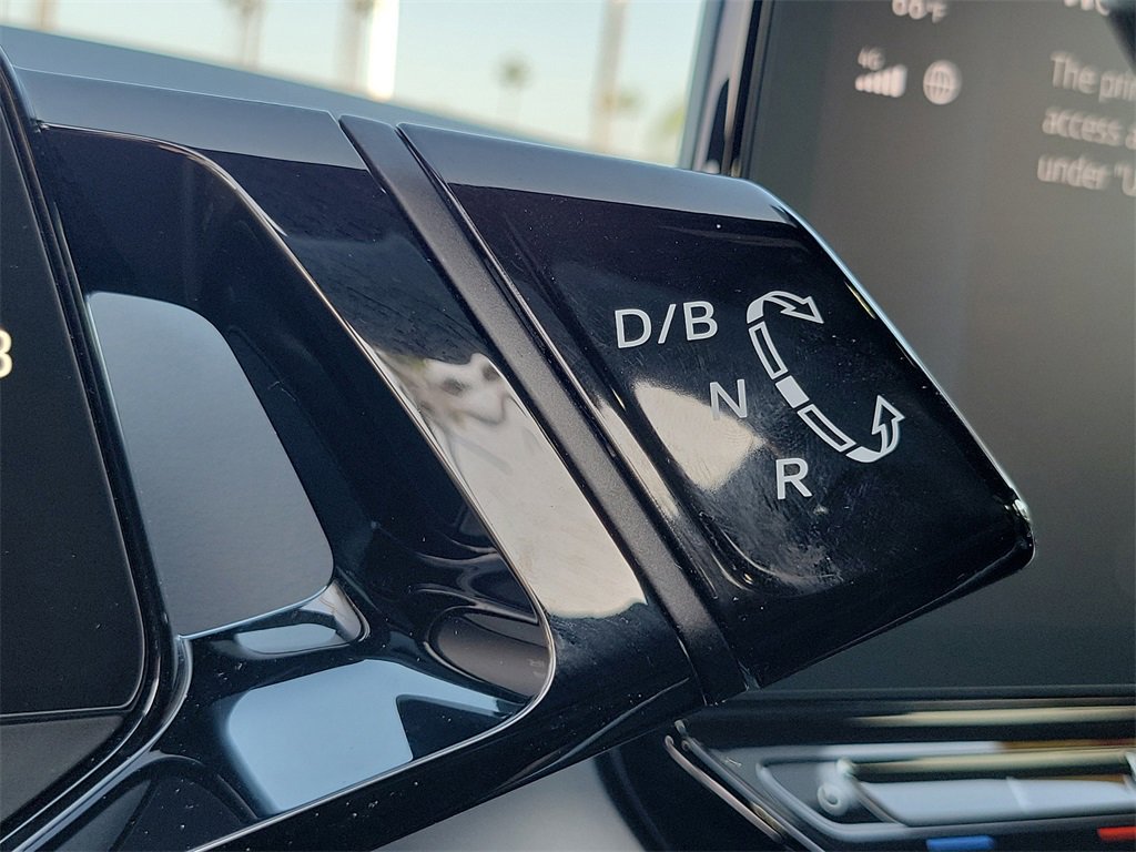 Used 2023 Volkswagen ID.4 Pro image 10