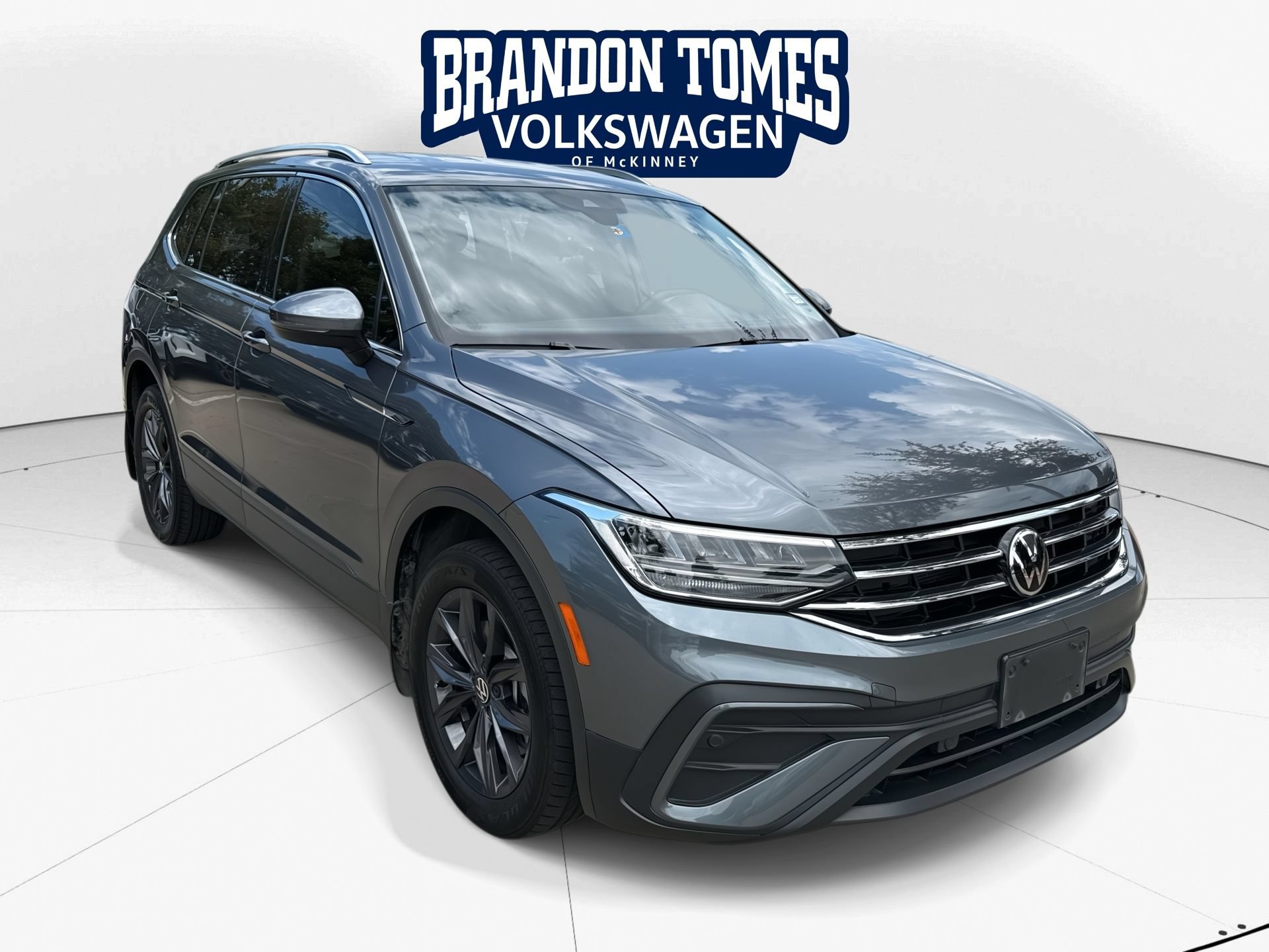 Used 2022 Volkswagen Tiguan SE