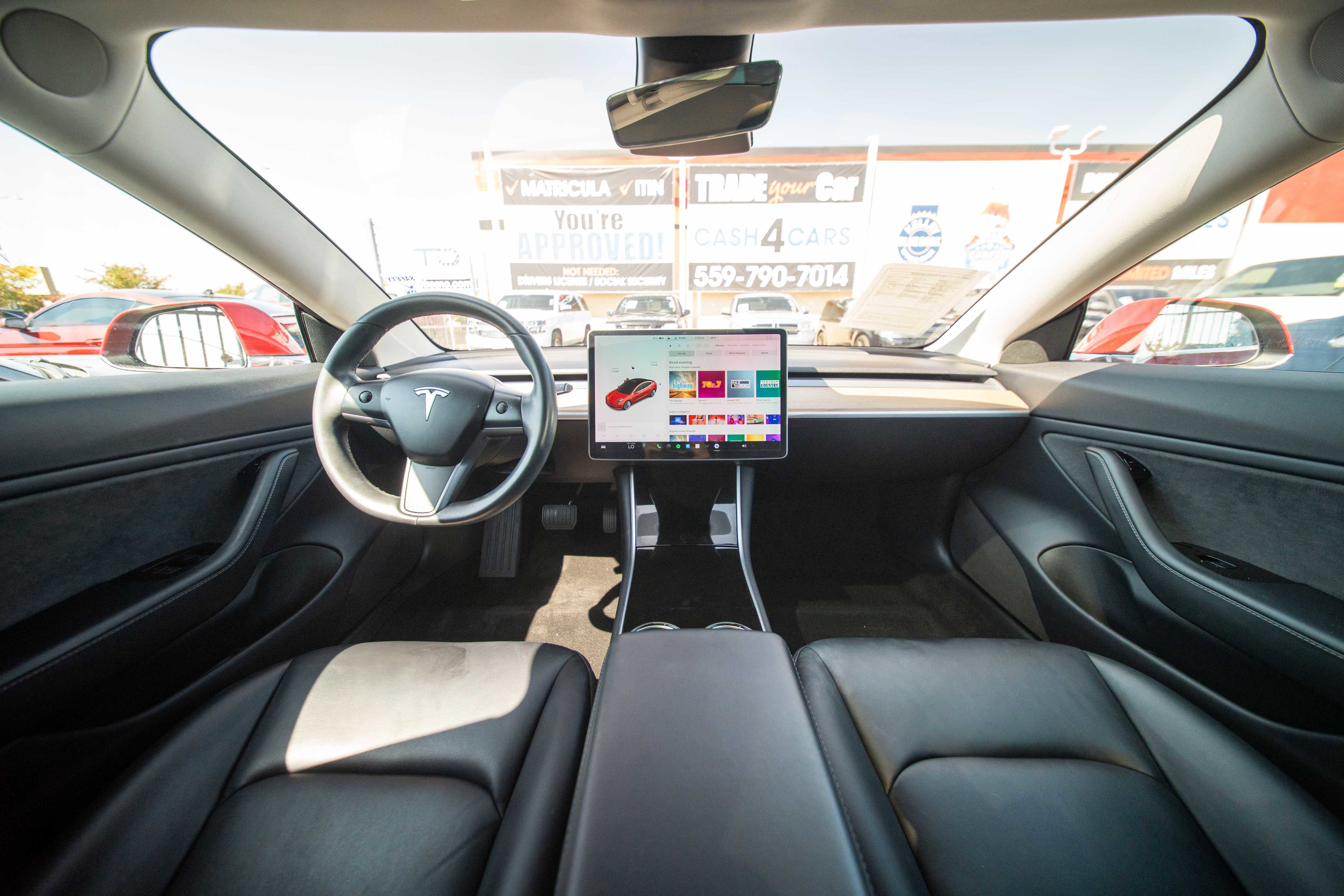 Used 2018 Tesla Model 3 Long Range image 7