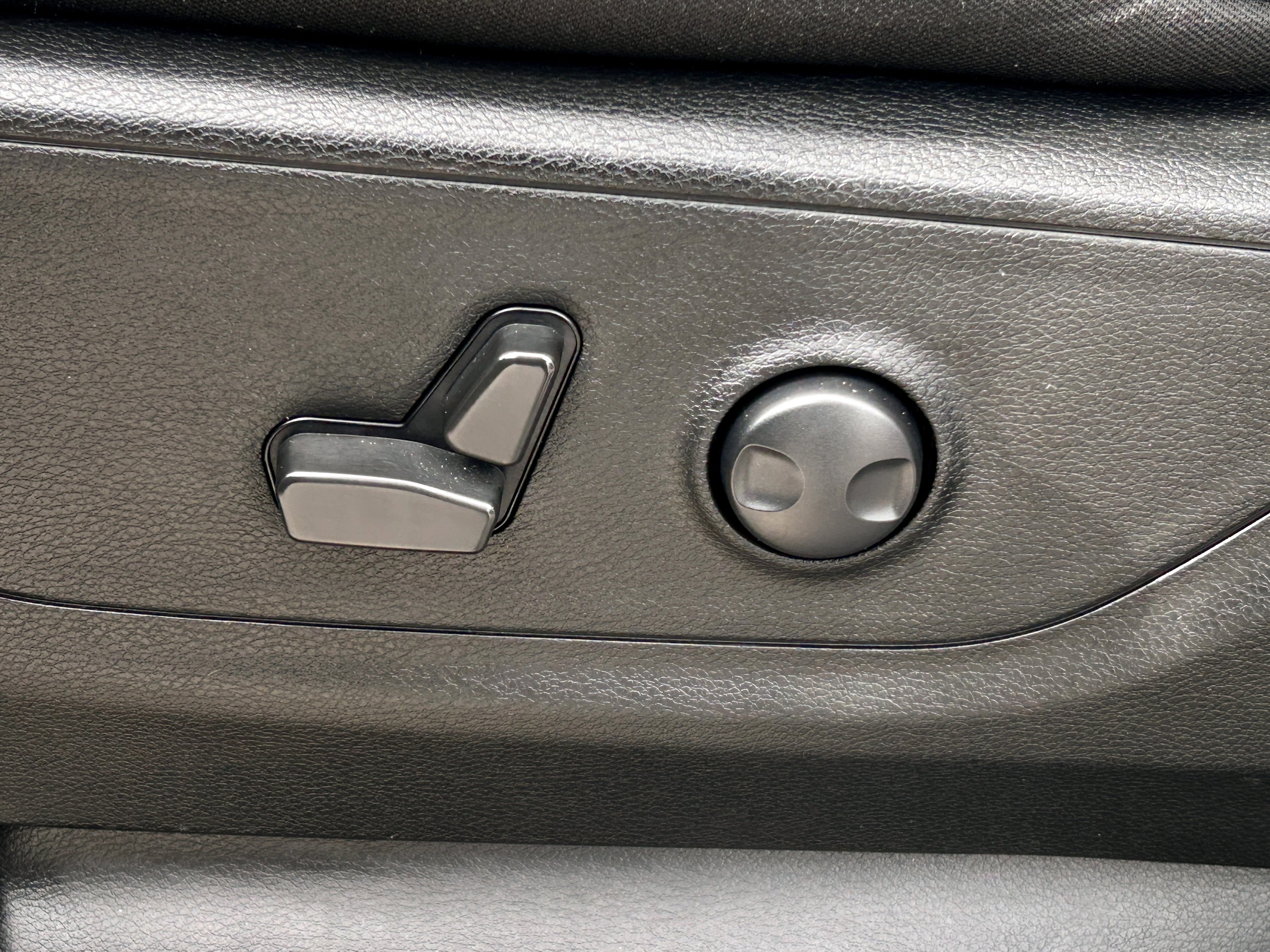 Certified 2022 RAM 1500 Big Horn w/ Trailer Tow Group image 21