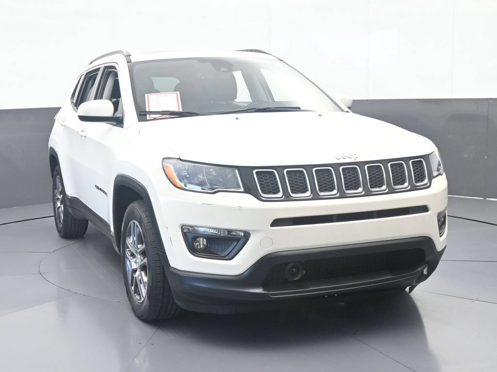 Used 2020 Jeep Compass Latitude FWD image 9