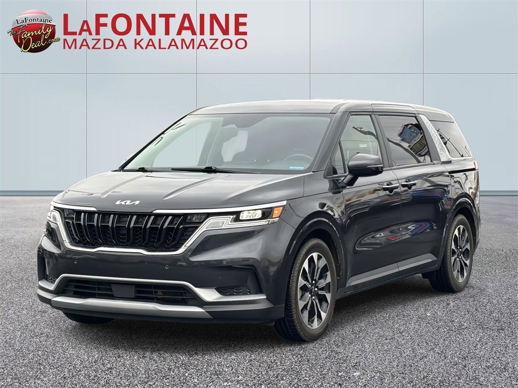 Used 2024 Kia Carnival EX