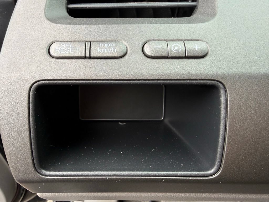 Used 2010 Honda Civic LX image 25