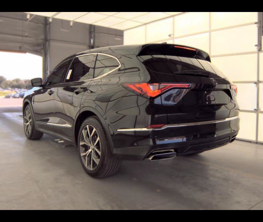 Used 2023 Acura MDX SH-AWD w/ Technology Package image 11