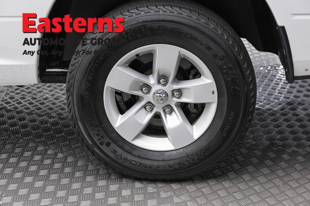 Used 2024 RAM 1500 Classic SLT AWD/4WD image 8