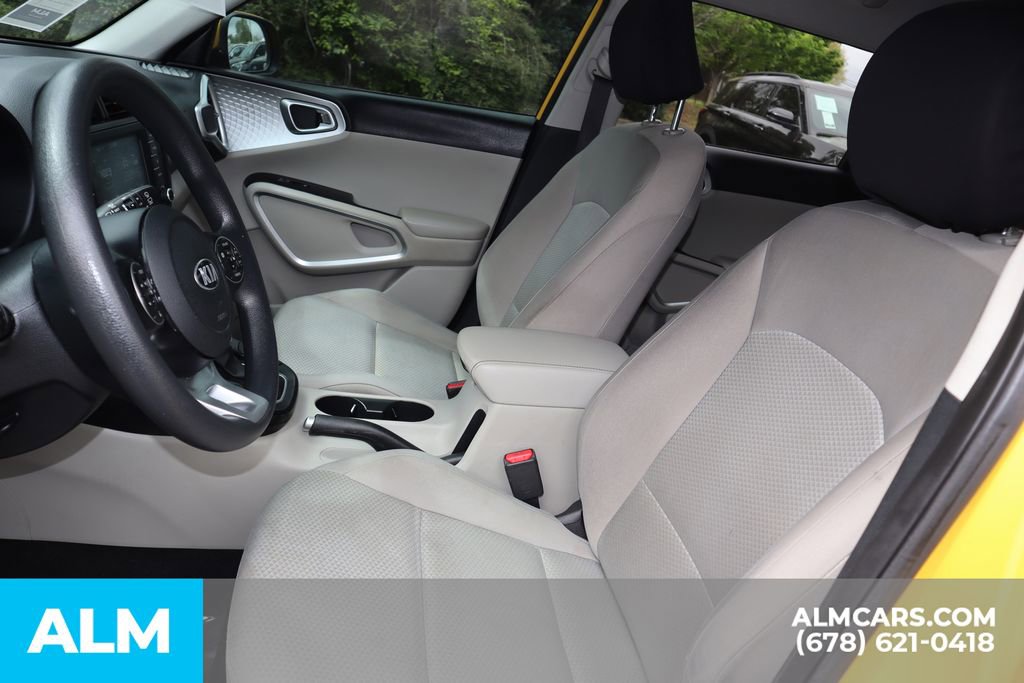Used 2020 Kia Soul LX FWD image 16