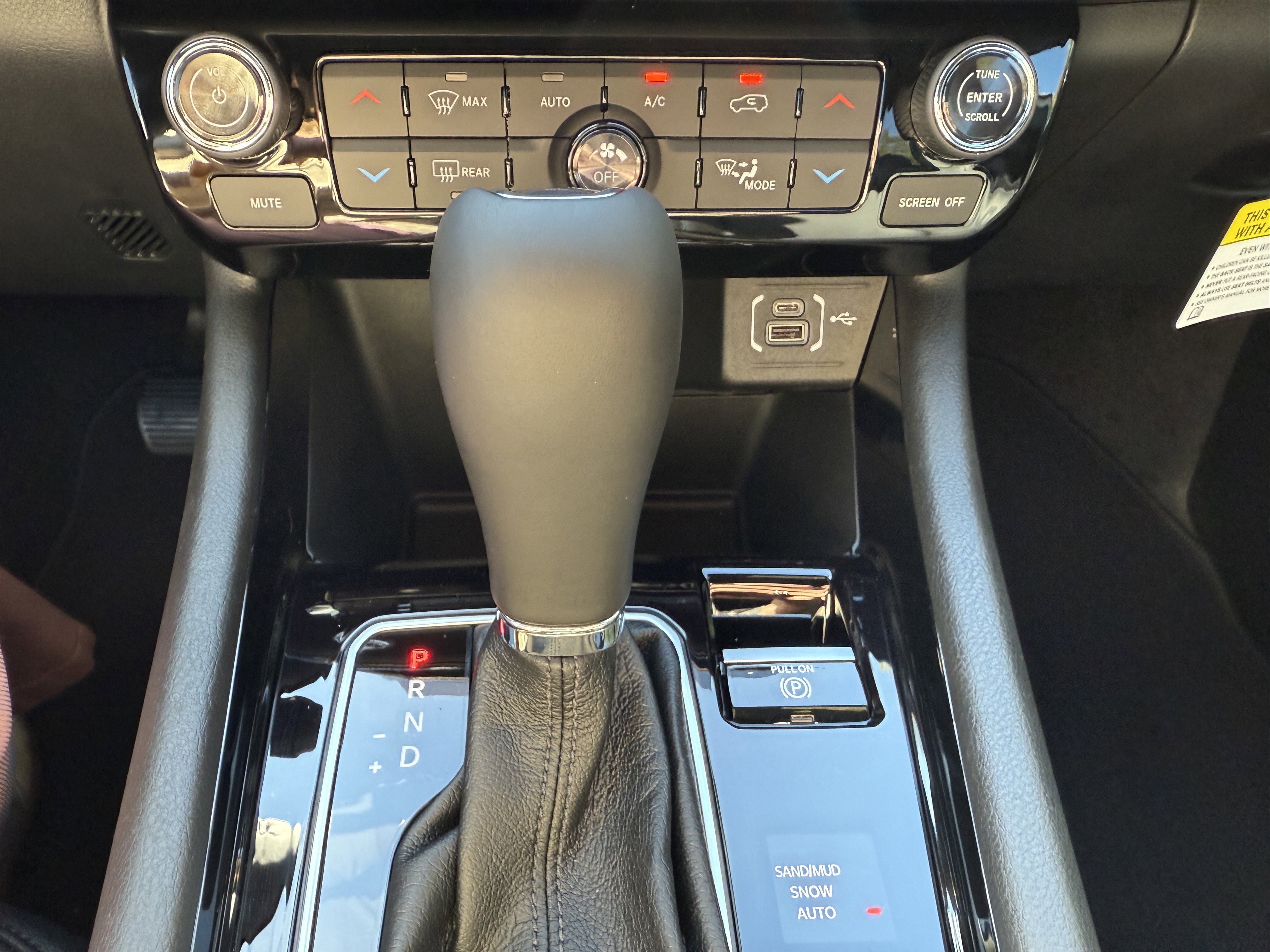 New 2026 Jeep Compass Limited image 14