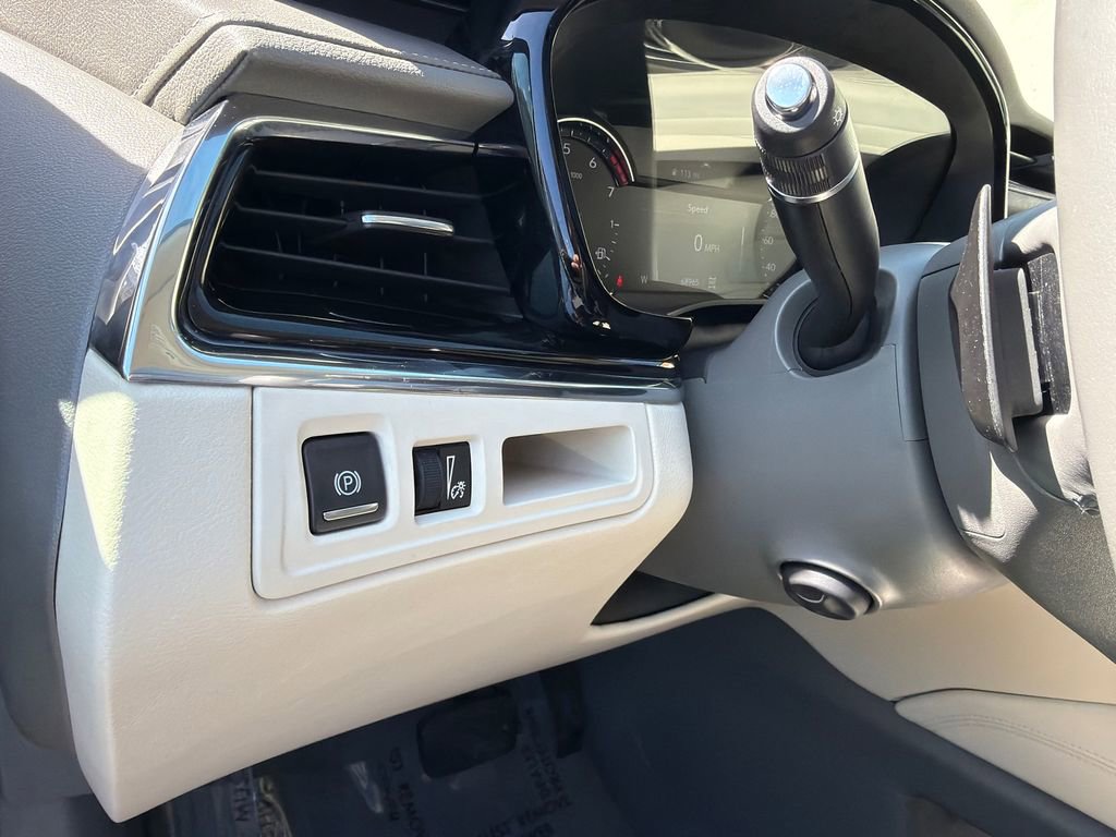 Used 2020 Cadillac XT6 Premium Luxury w/ LPO, Floor Liner Package image 37