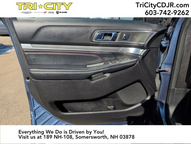 Used 2018 Ford Explorer Sport w/ Equipment Group 401A image 15