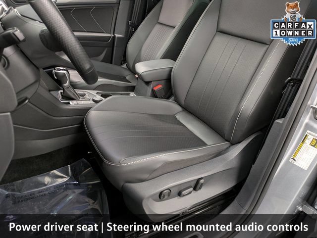 Used 2023 Volkswagen Tiguan SE R-Line AWD/4WD image 10