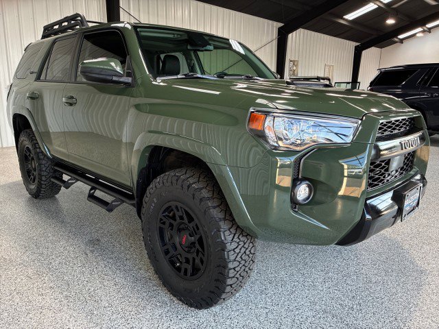 Used 2020 Toyota 4Runner TRD Off-Road Premium image 4