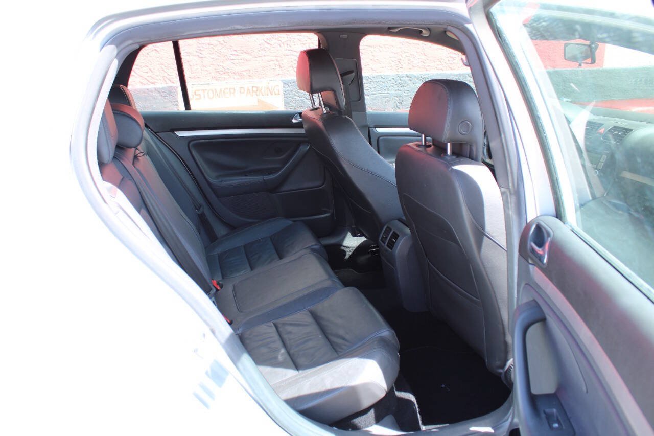 Used 2007 Volkswagen GTI 4-Door FWD image 12