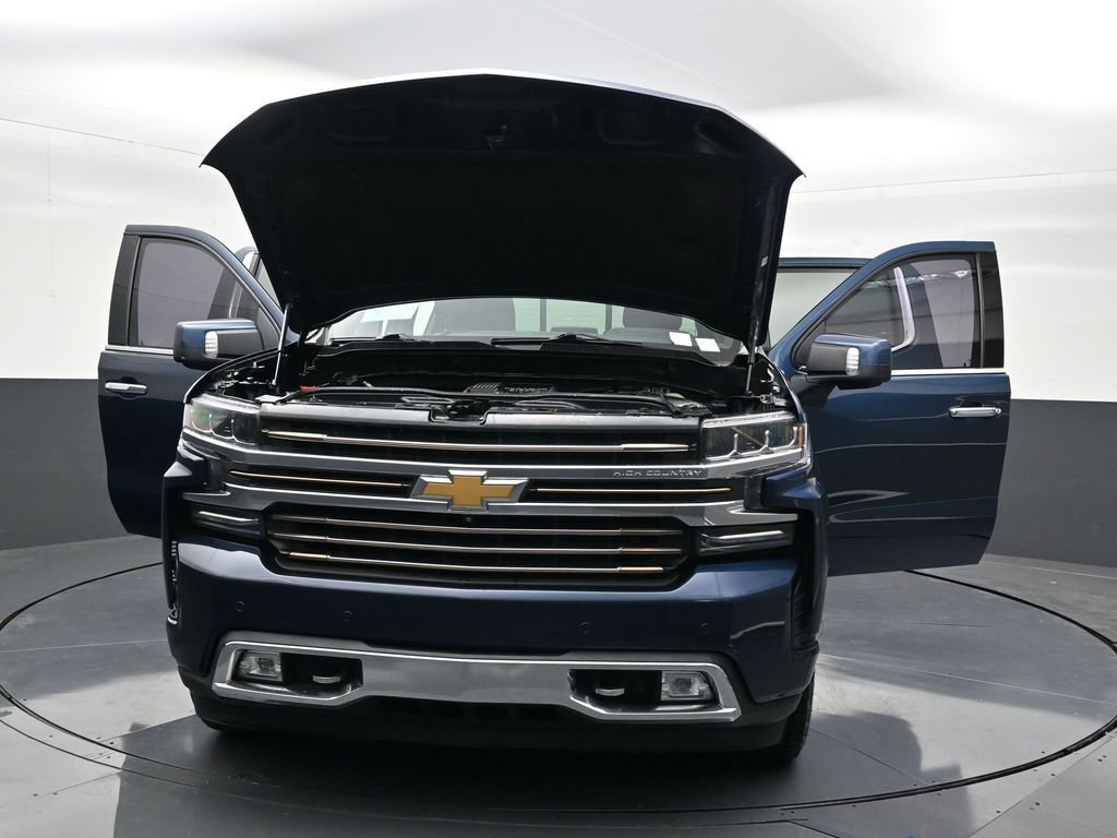 Used 2021 Chevrolet Silverado 1500 High Country w/ Technology Package image 40
