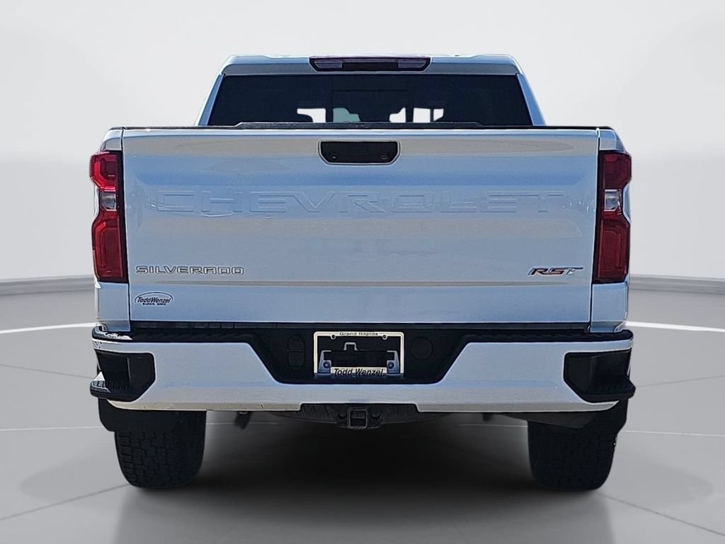 Used 2023 Chevrolet Silverado 1500 RST w/ True North Edition Plus AWD/4WD image 5