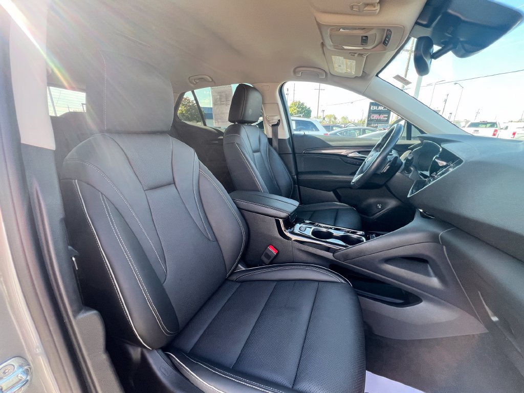 Used 2023 Buick Envision Essence AWD/4WD image 34