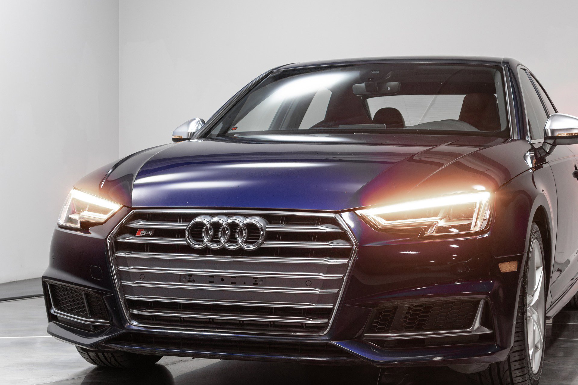 Used 2018 Audi S4 Premium Plus w/ Navigation Package image 73