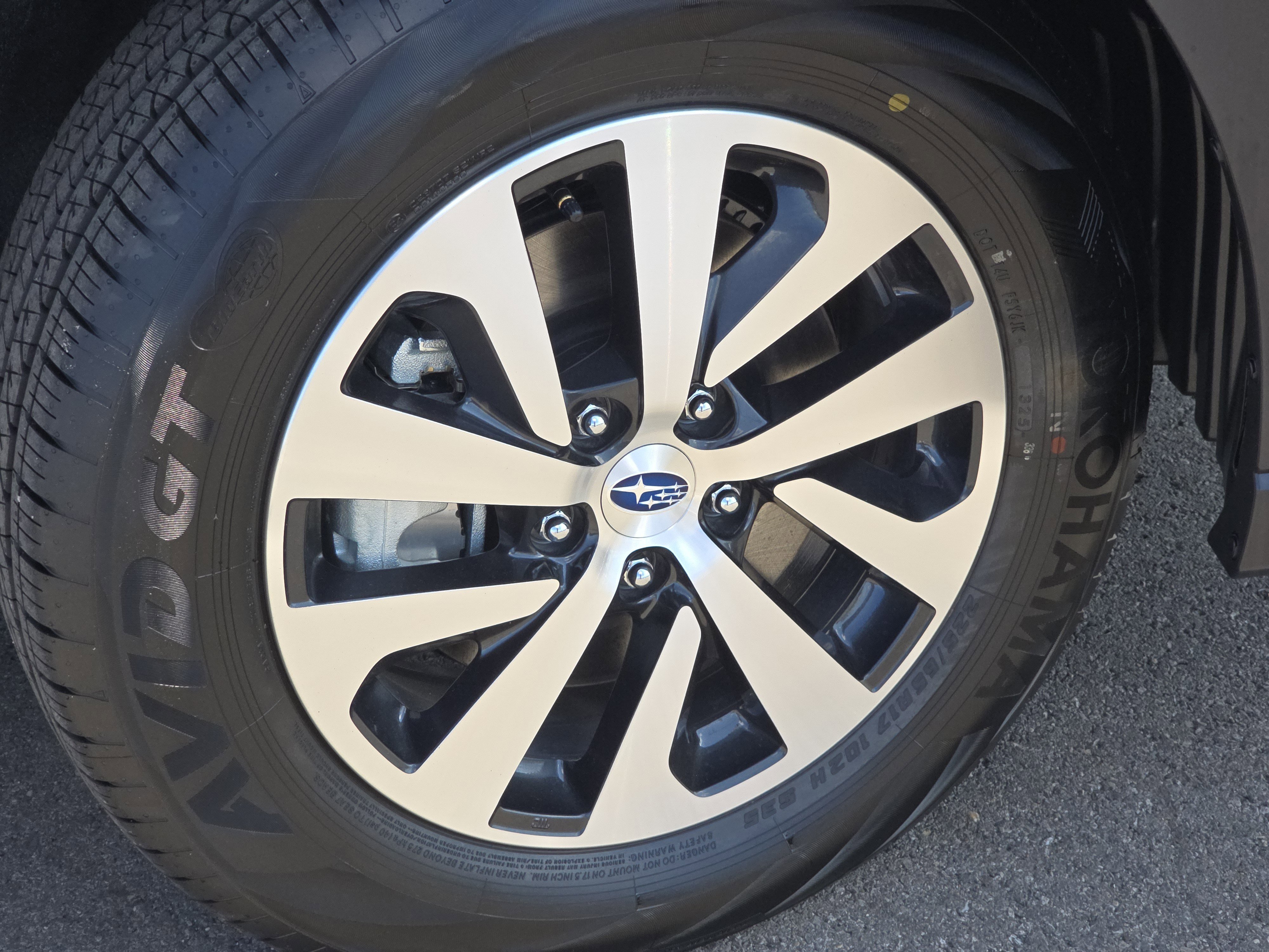 New 2025 Subaru Outback Premium image 15