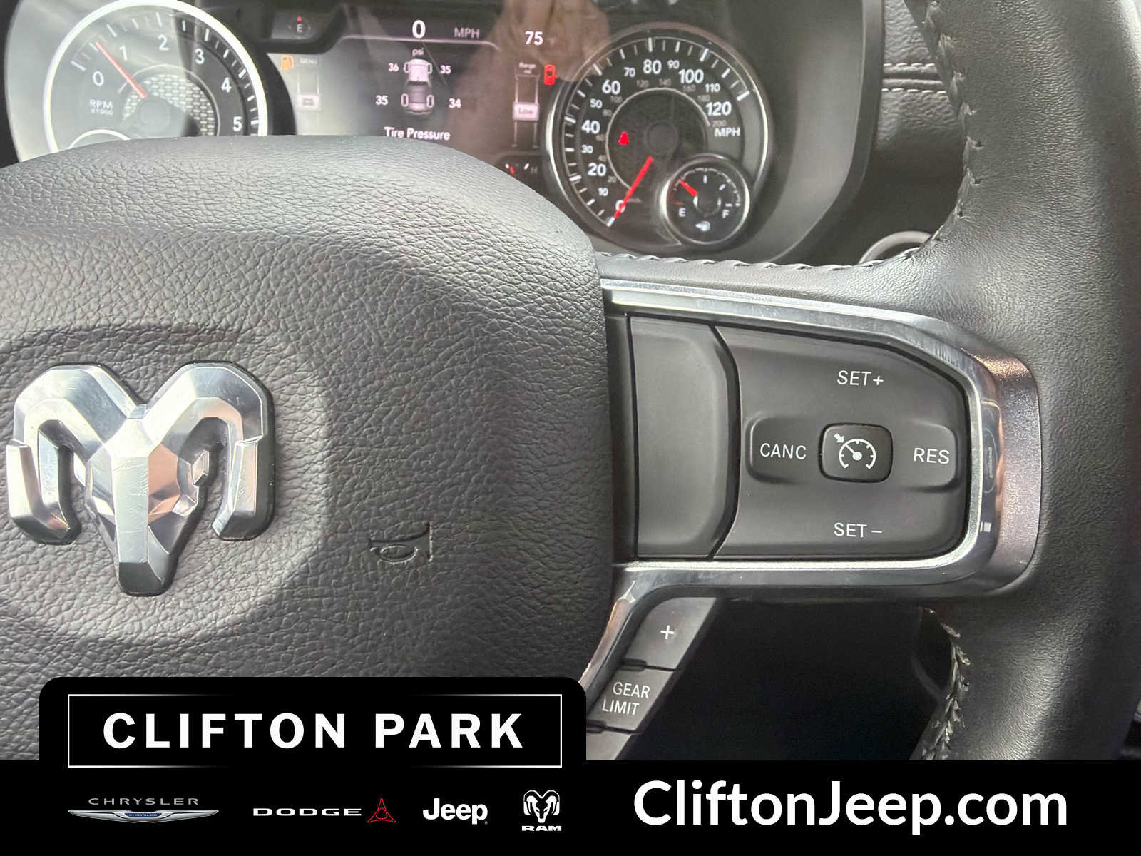 Certified 2024 RAM 1500 Laramie AWD/4WD image 25