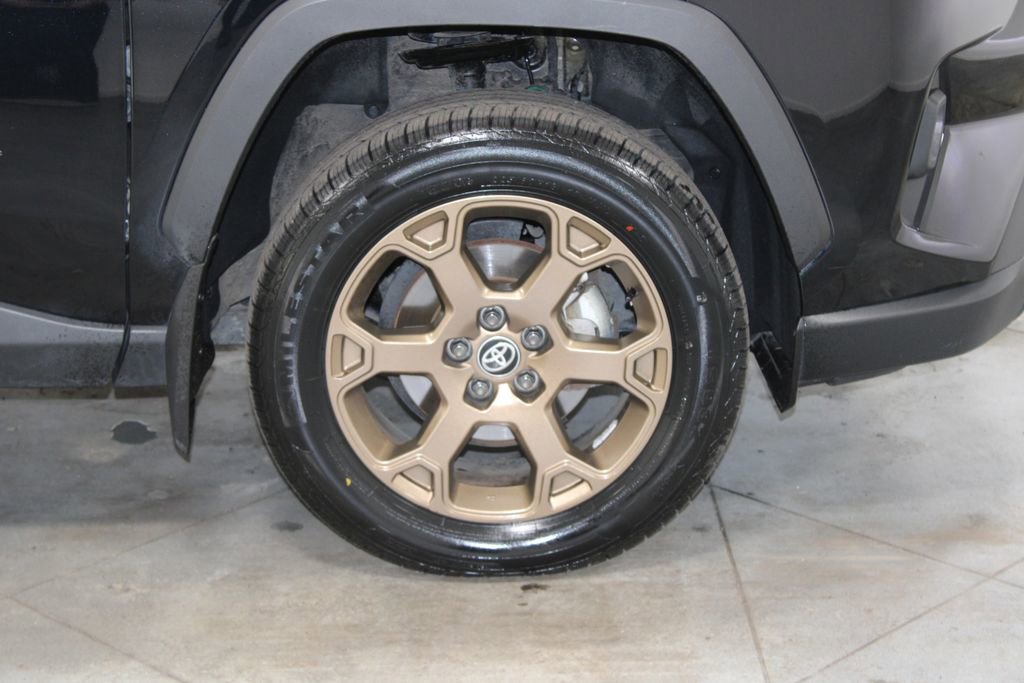 Used 2024 Toyota RAV4 AWD Hybrid image 12