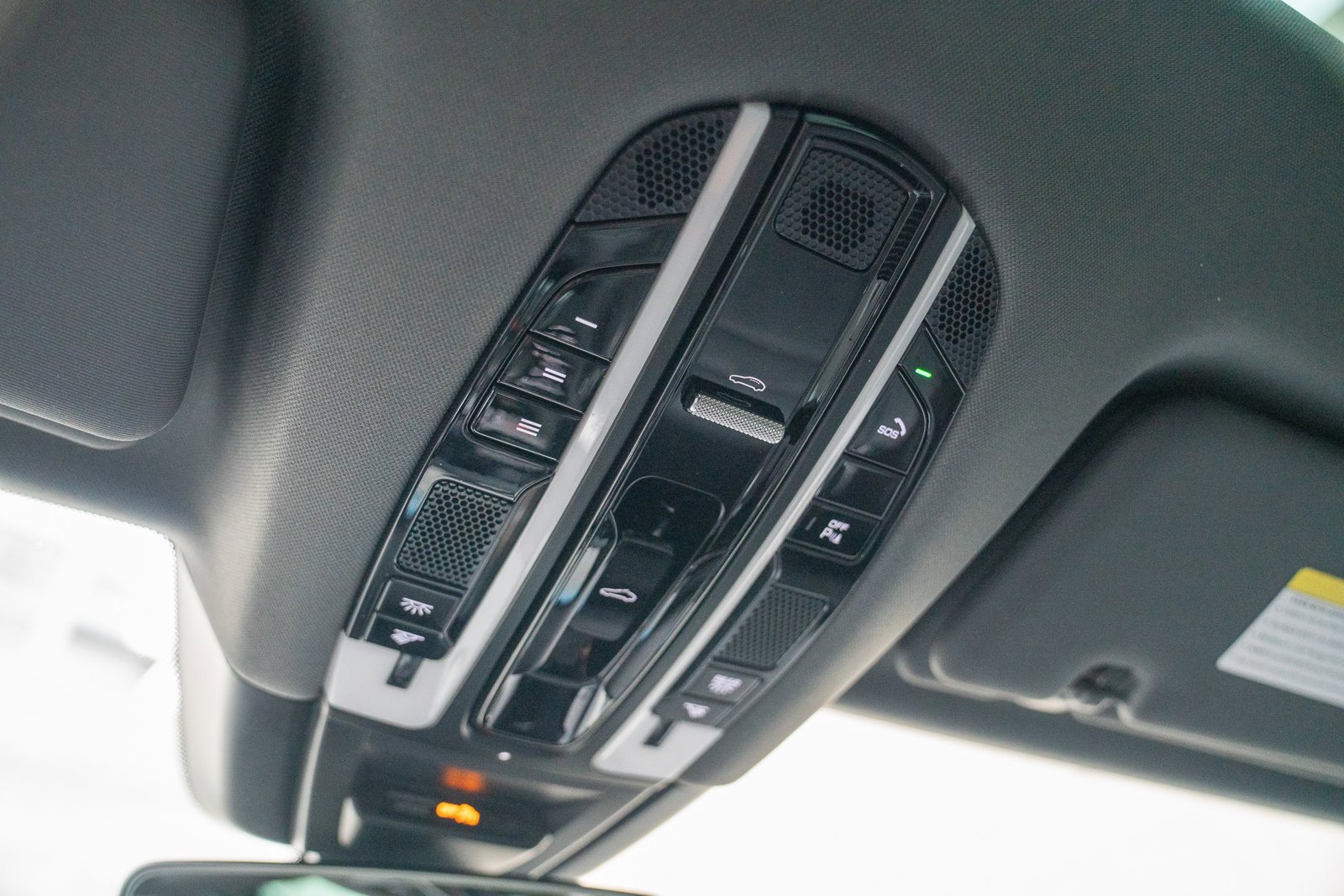 Used 2023 Porsche Cayenne image 23