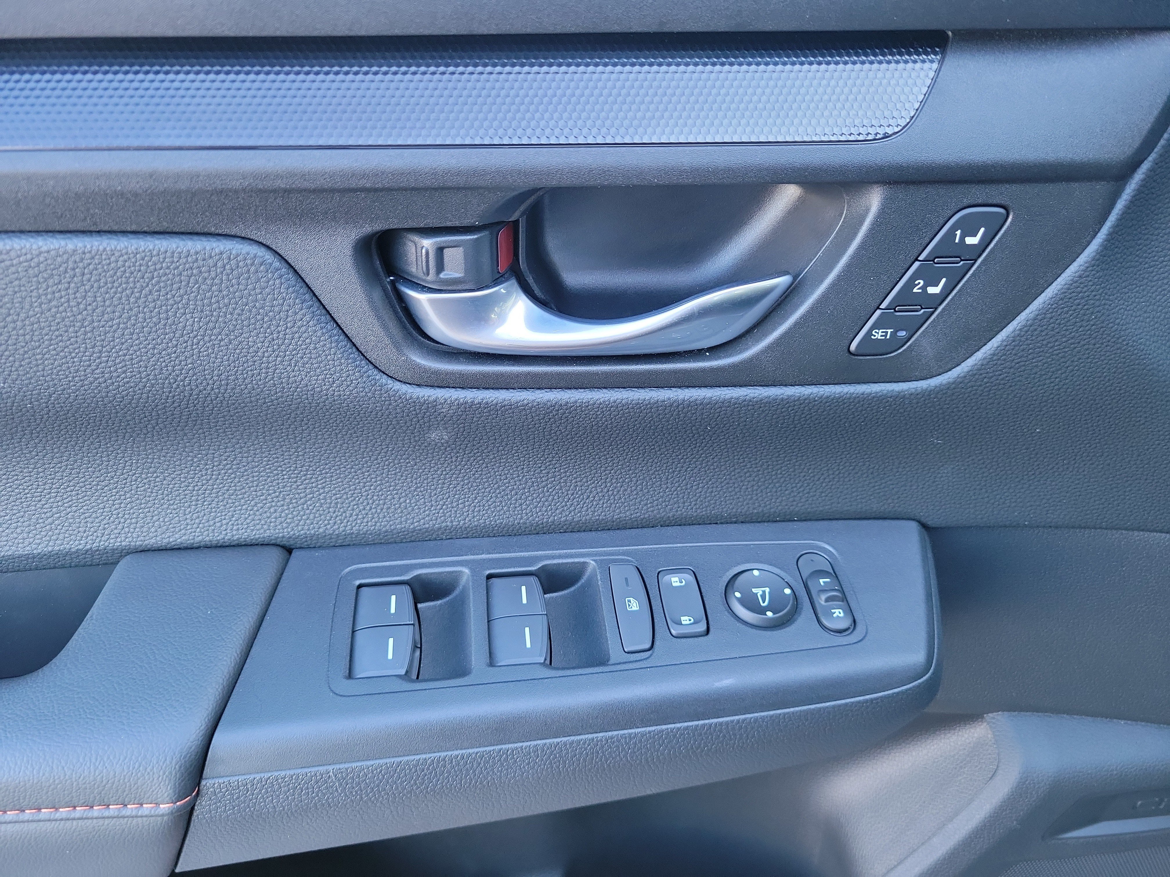 Used 2025 Honda CR-V Sport-L image 24