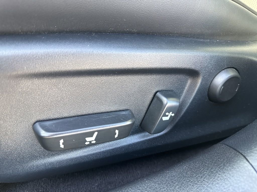 Used 2016 Lexus GS F image 21