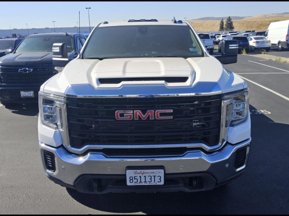 Used 2023 GMC Sierra 3500 Pro w/ Gooseneck/5TH Wheel Package AWD/4WD image 4