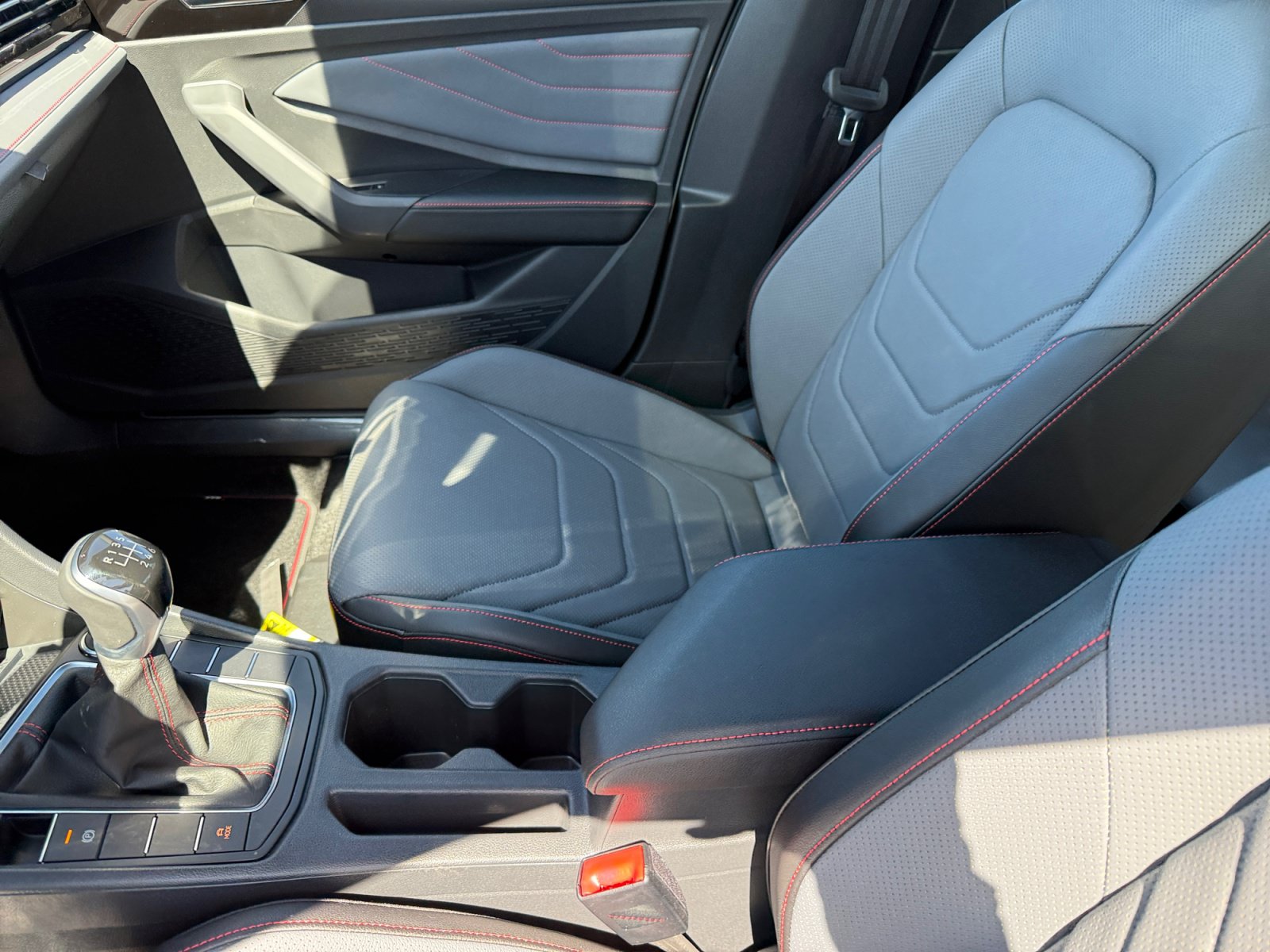 New 2026 Volkswagen Jetta GLI Autobahn FWD image 14