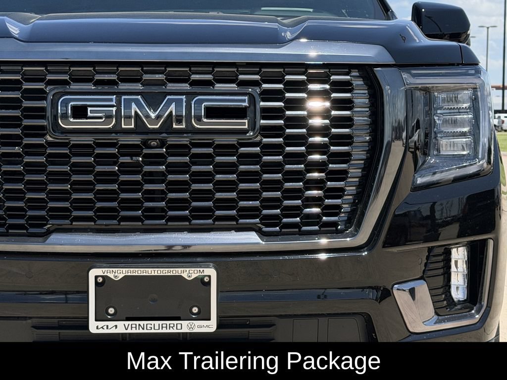 Used 2024 GMC Yukon XL Denali Ultimate AWD/4WD image 4