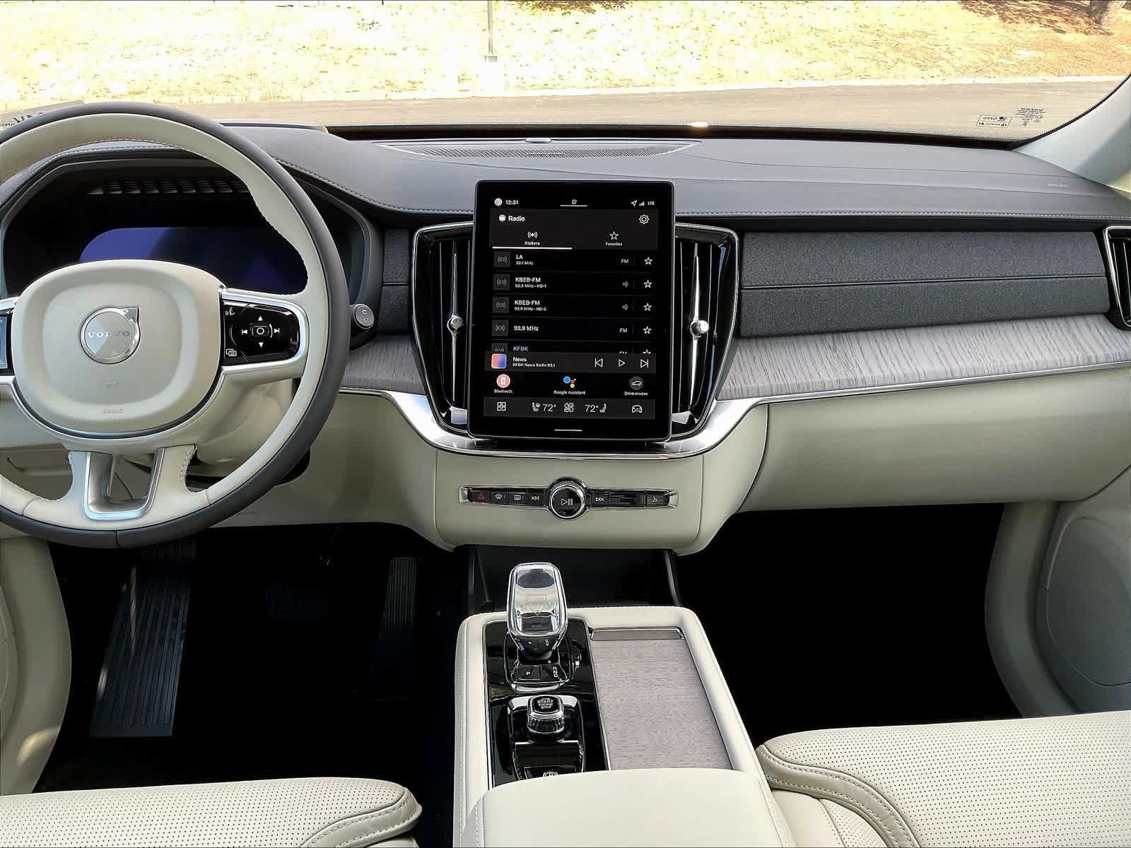 New 2026 Volvo XC90 B6 Ultra w/ Protection Package image 9