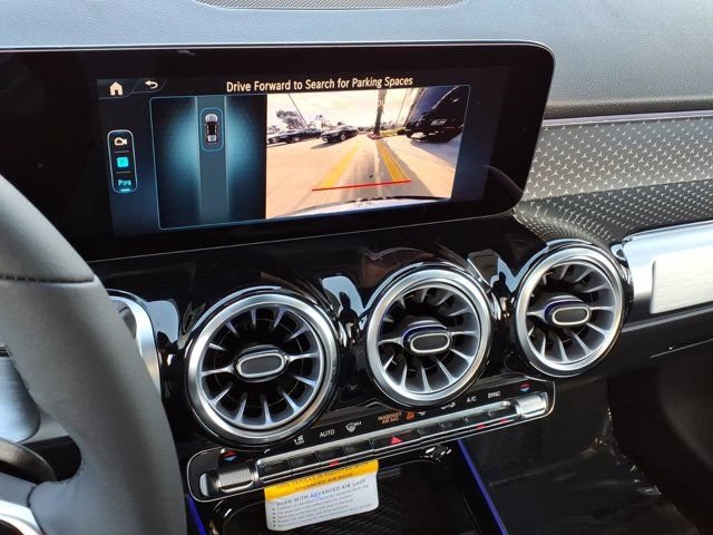 New 2026 Mercedes-Benz GLB 250 4MATIC image 6