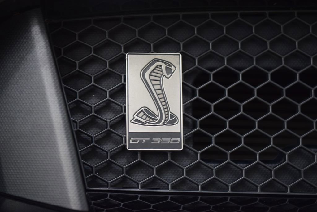 Used 2020 Ford Mustang Shelby GT350 w/ Technology Package image 16