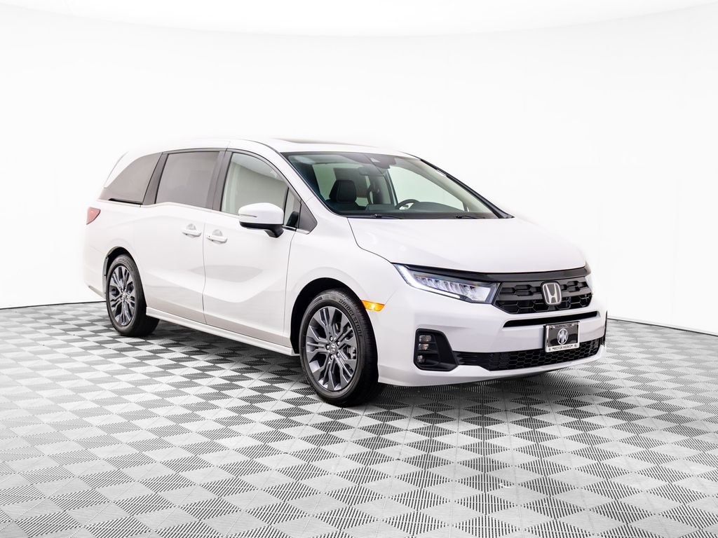 New 2026 Honda Odyssey Touring image 7