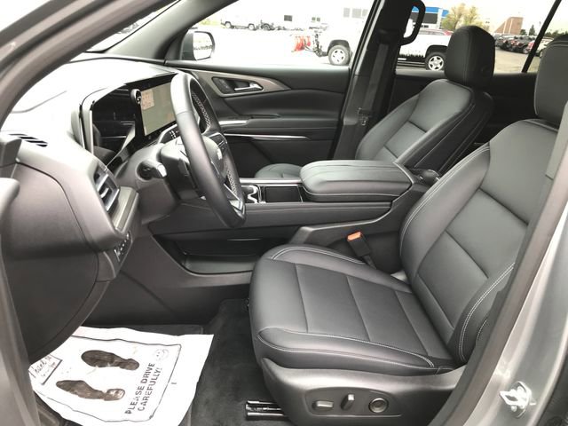 Certified 2026 Chevrolet Traverse LT AWD/4WD image 16