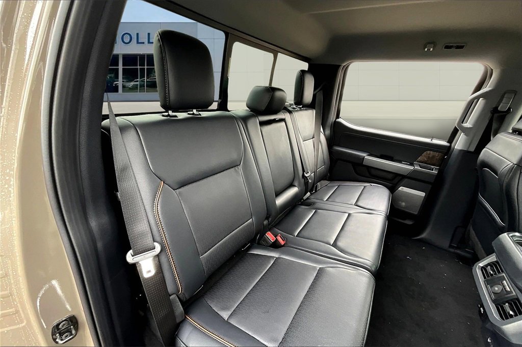 New 2026 Ford F250 Lariat w/ Chrome Package image 11